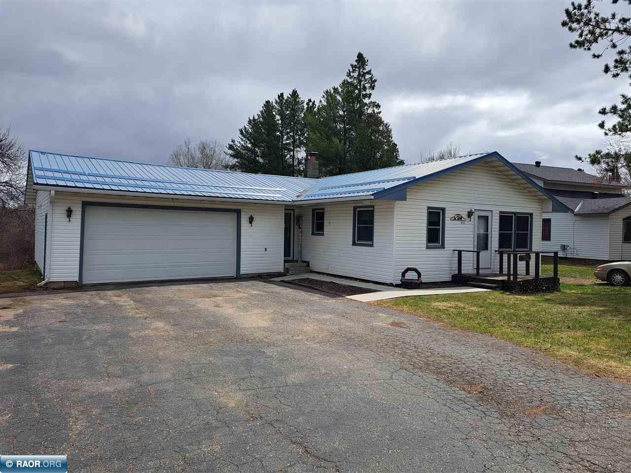 4210 19th Ave E, Hibbing, MN 55746 Listing Photo  1