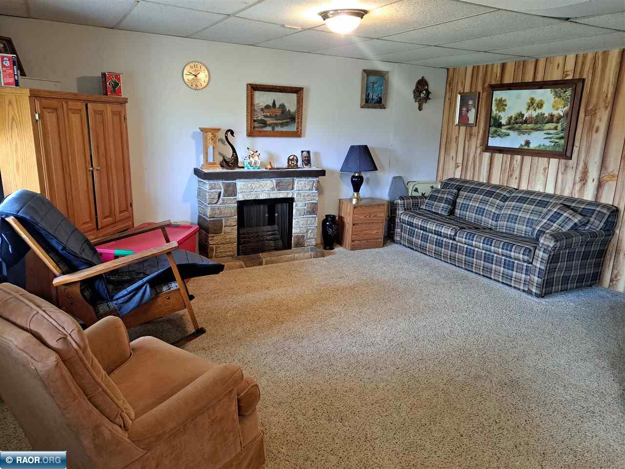 4210 19th Ave E, Hibbing, MN 55746 Listing Photo  16