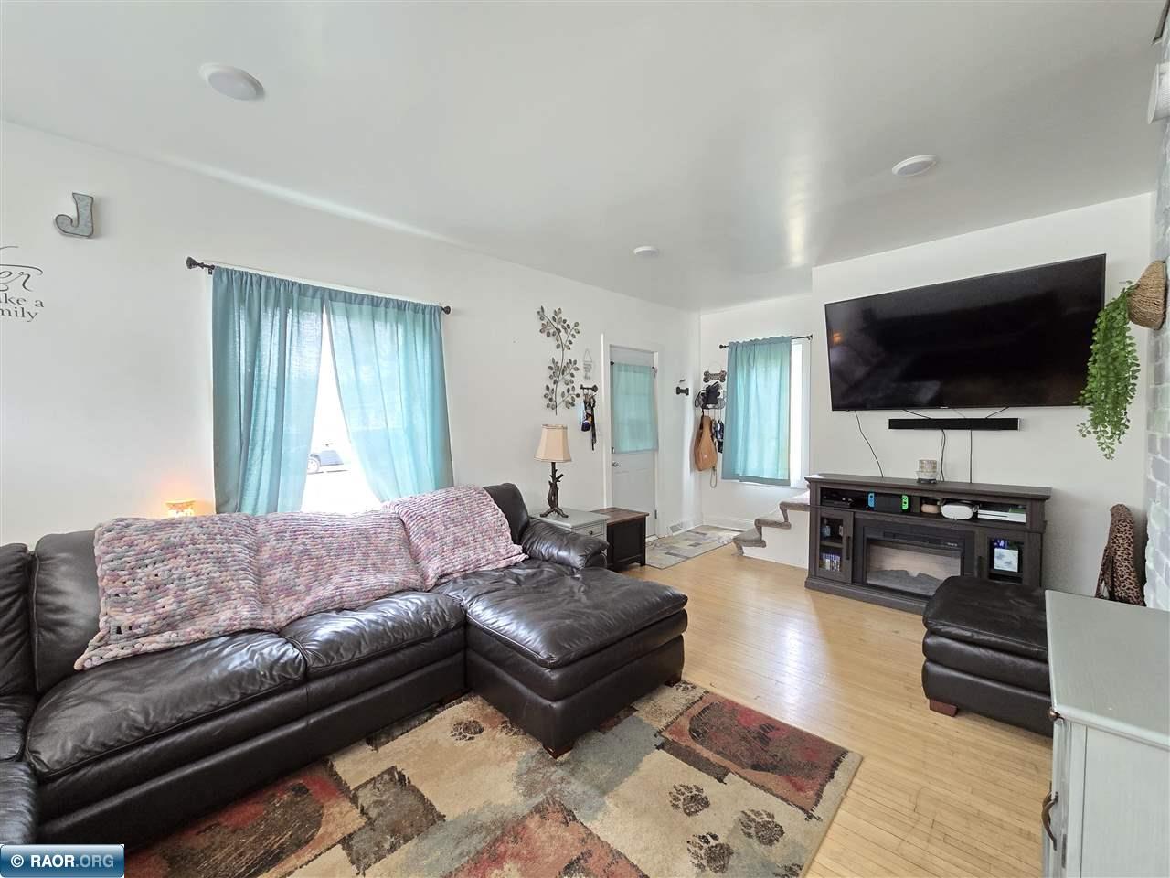 3006 4th Ave W, Hibbing, MN 55746 Listing Photo  5