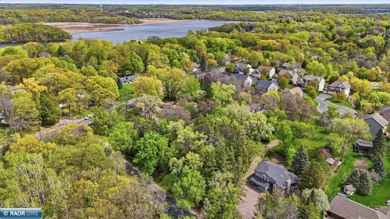 2232 Westedge Blvd, Mound, MN 55364-9488 Listing Photo  8