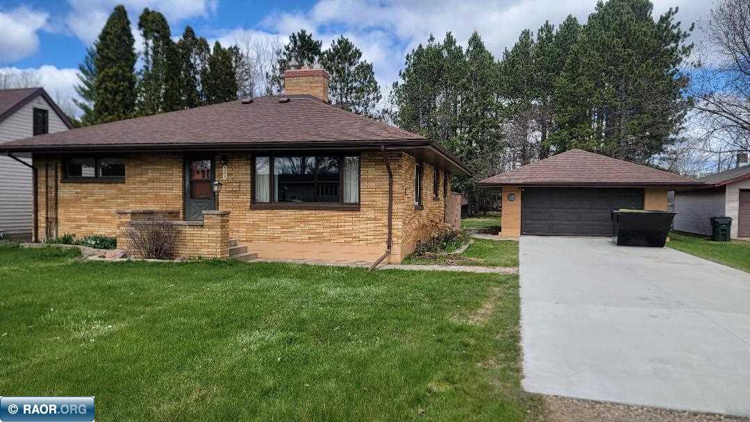 523 E 38th Street, Hibbing, MN 55746 Listing Photo  1