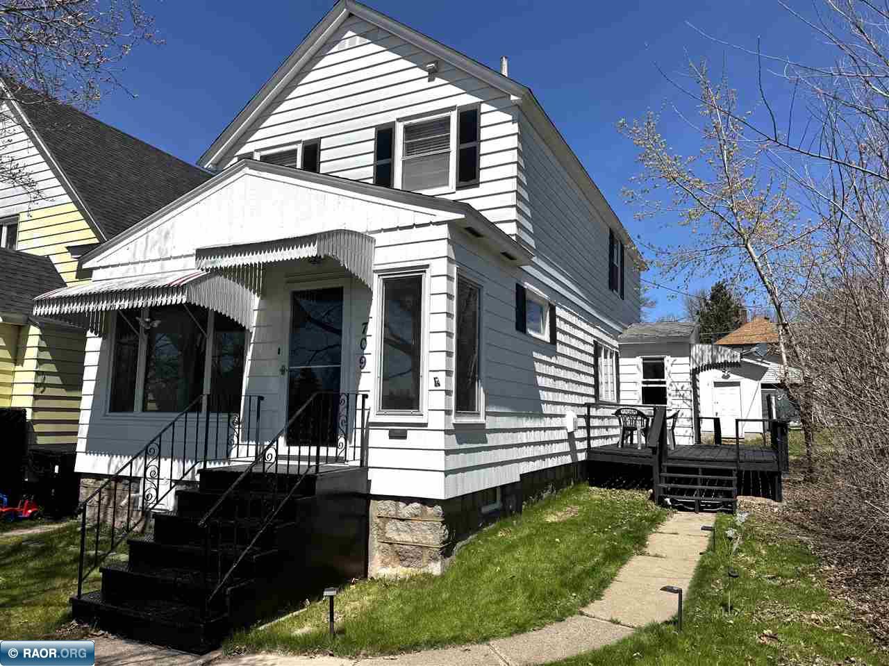 709 Jackson St