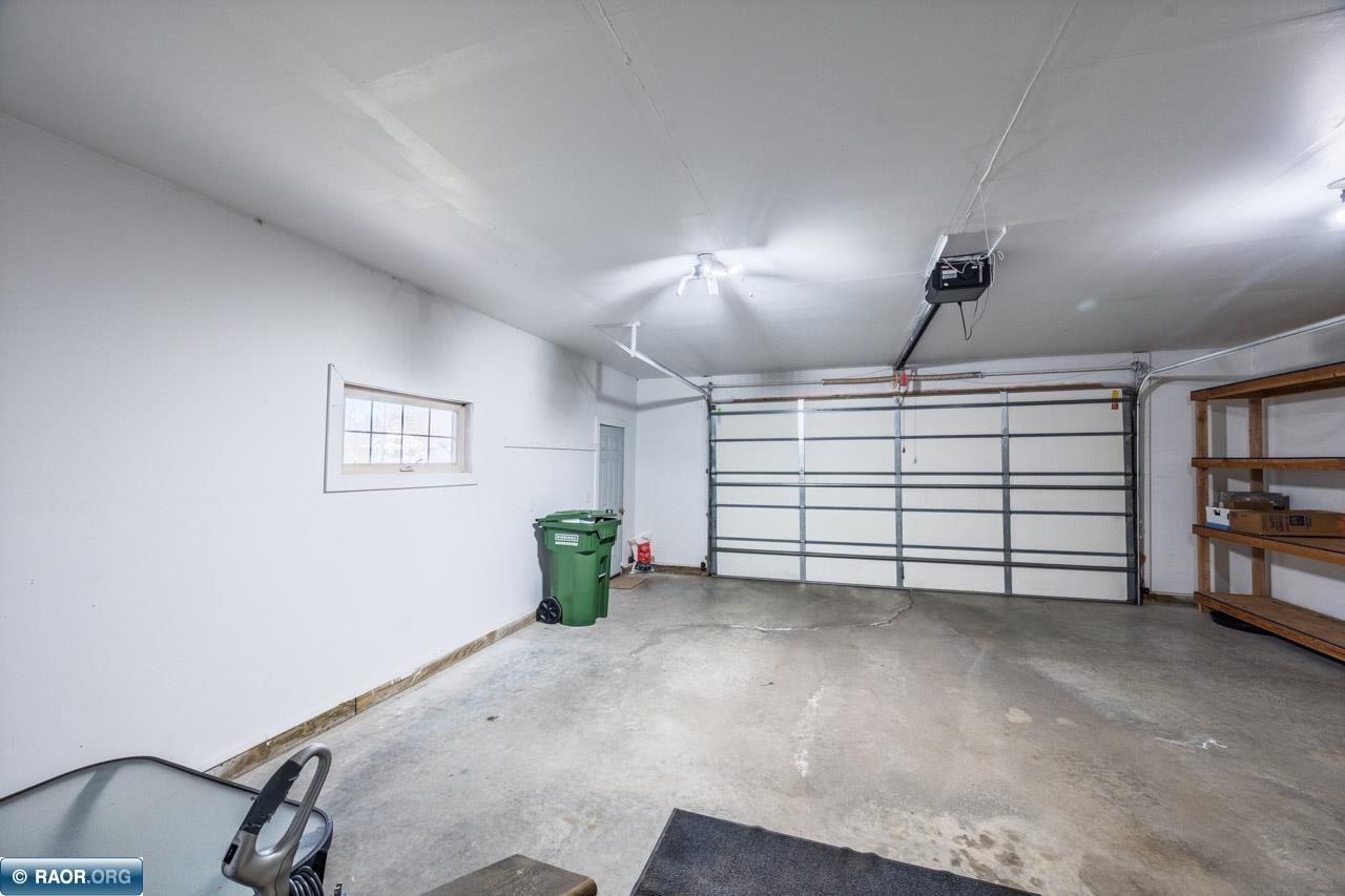 2506 E 21st Ave, Hibbing, MN 55746 Listing Photo  23