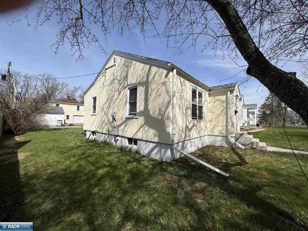 3511 3rd Ave W, Hibbing, MN 55746 Listing Photo  3