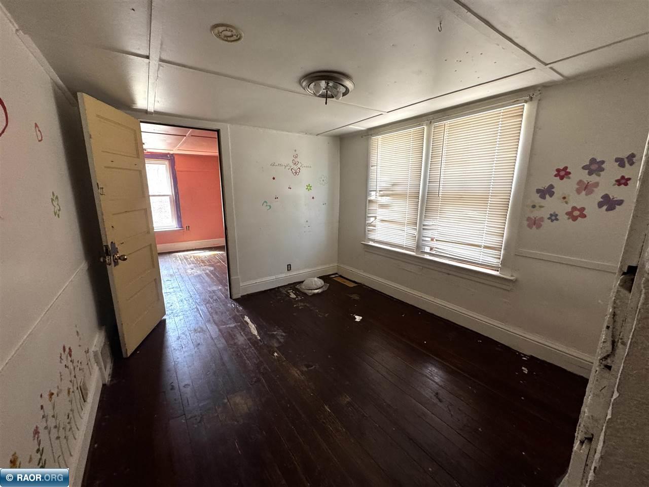 712 Adams Ave