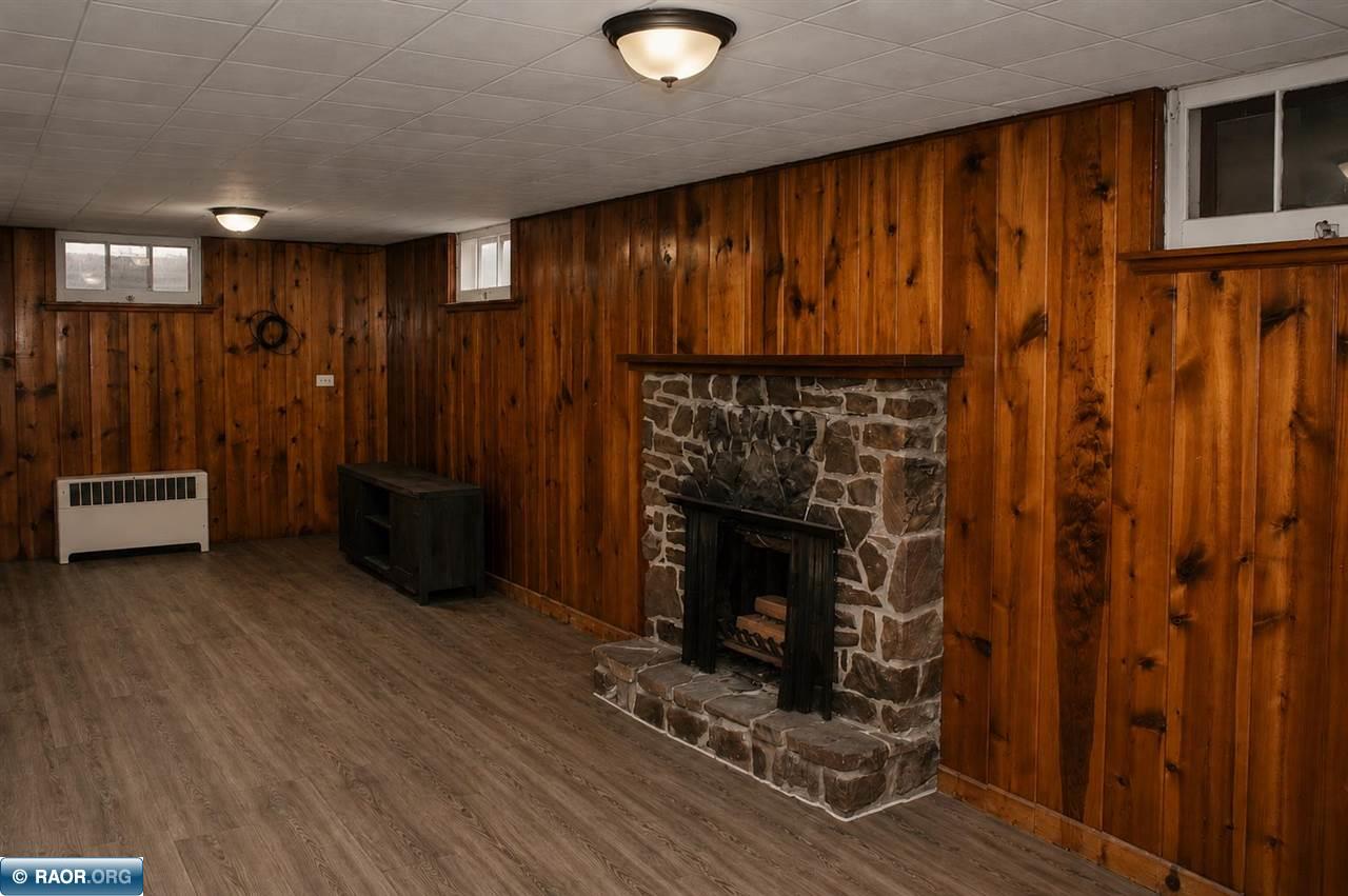 2434 9th Ave E, Hibbing, MN 55746 Listing Photo  10