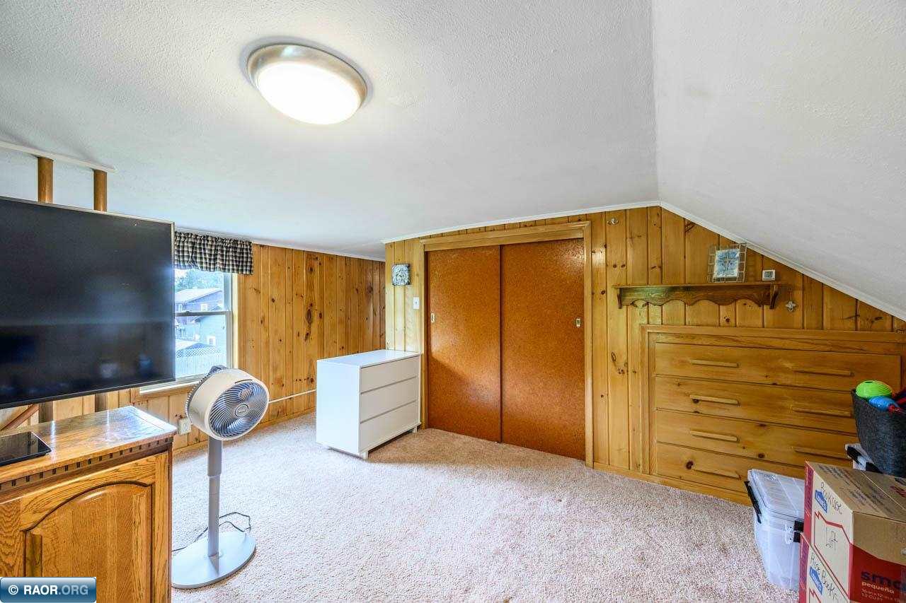 3219 4th Ave W, Hibbing, MN 55746 Listing Photo  17