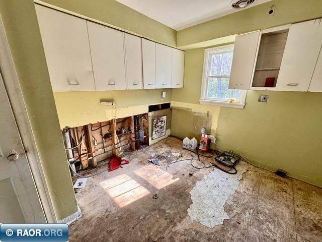 17 E Parkway