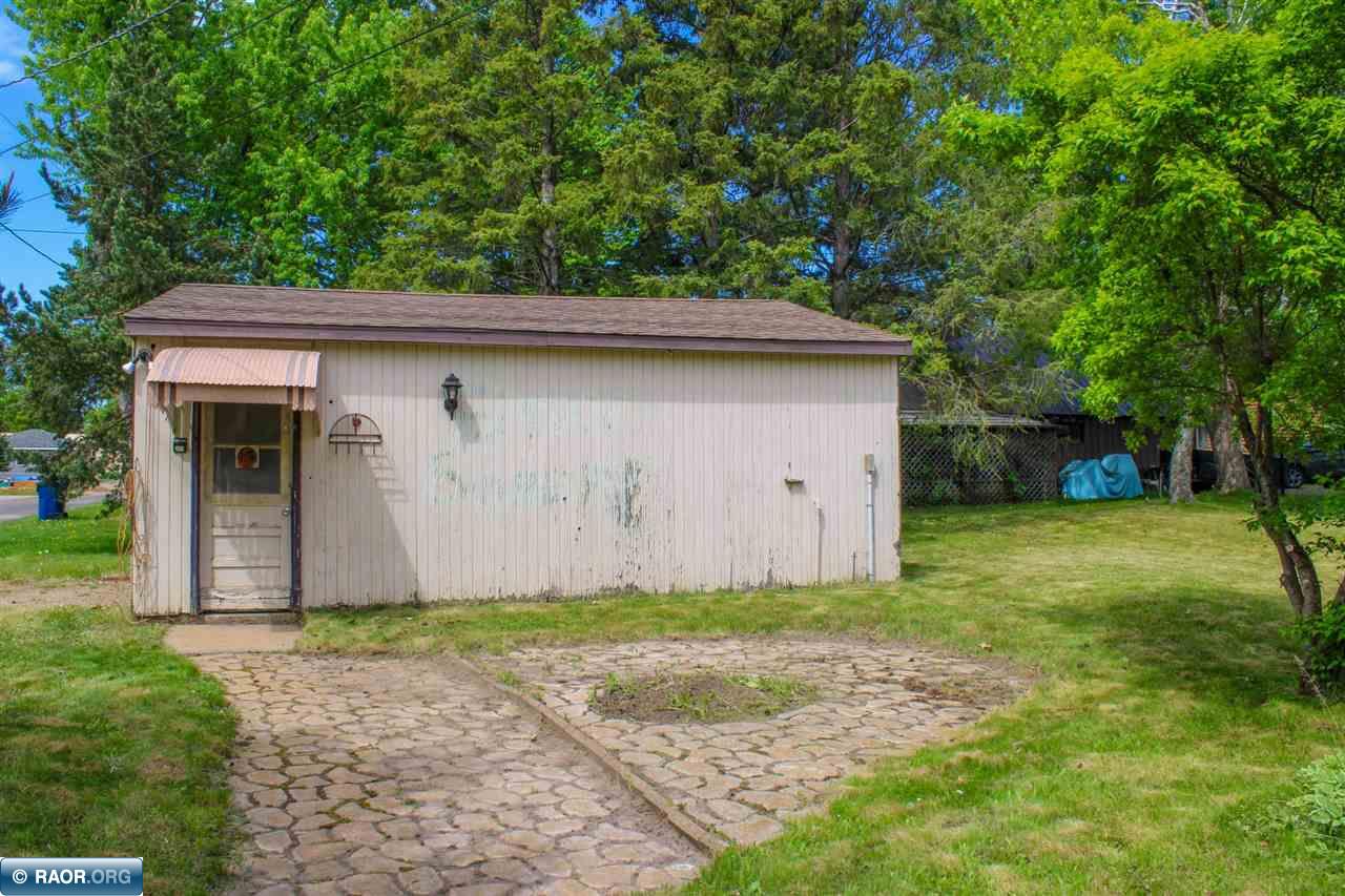 423 38th St E, Hibbing, MN 55746 Listing Photo  29