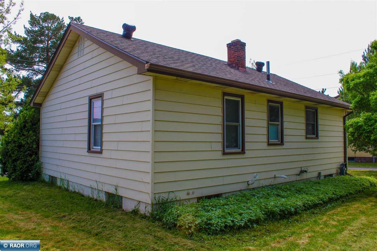 423 38th St E, Hibbing, MN 55746 Listing Photo  42