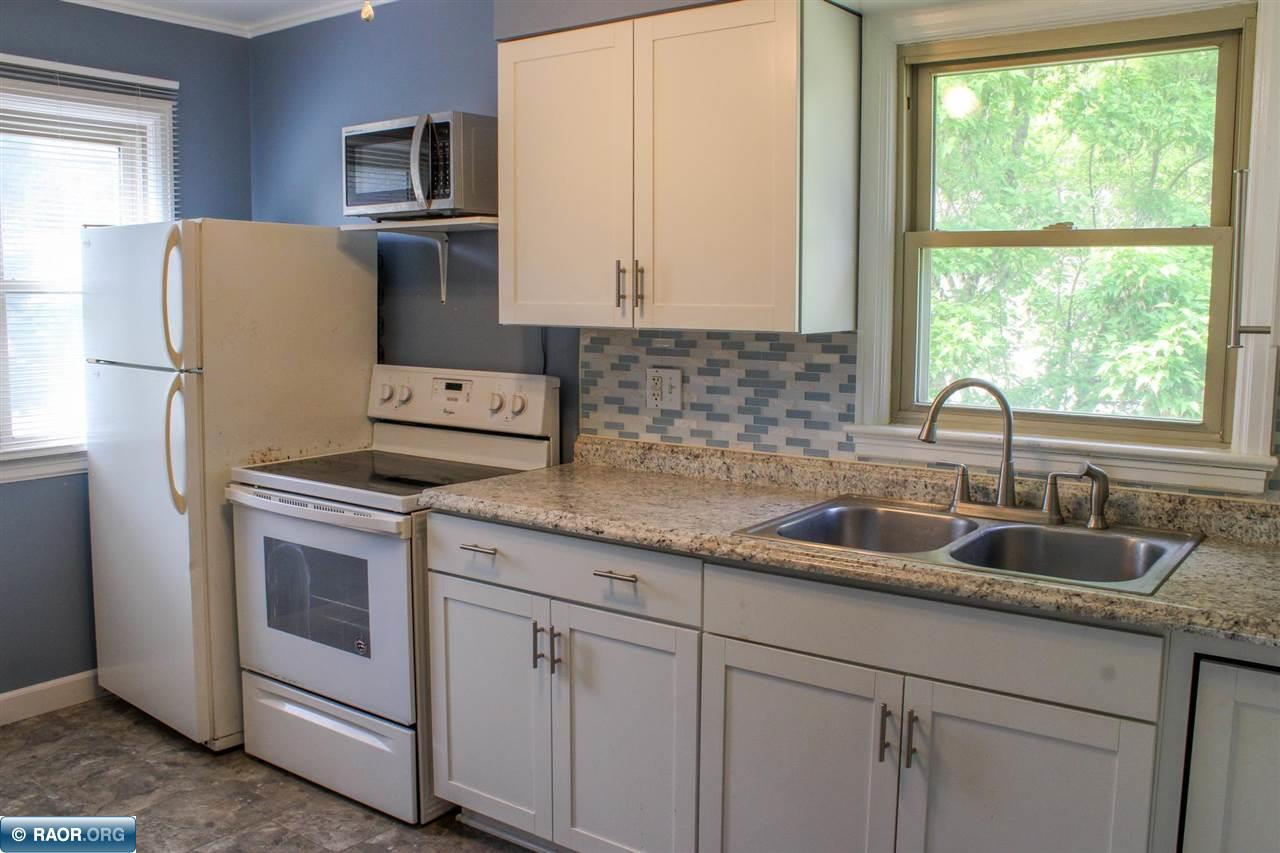 423 38th St E, Hibbing, MN 55746 Listing Photo  7