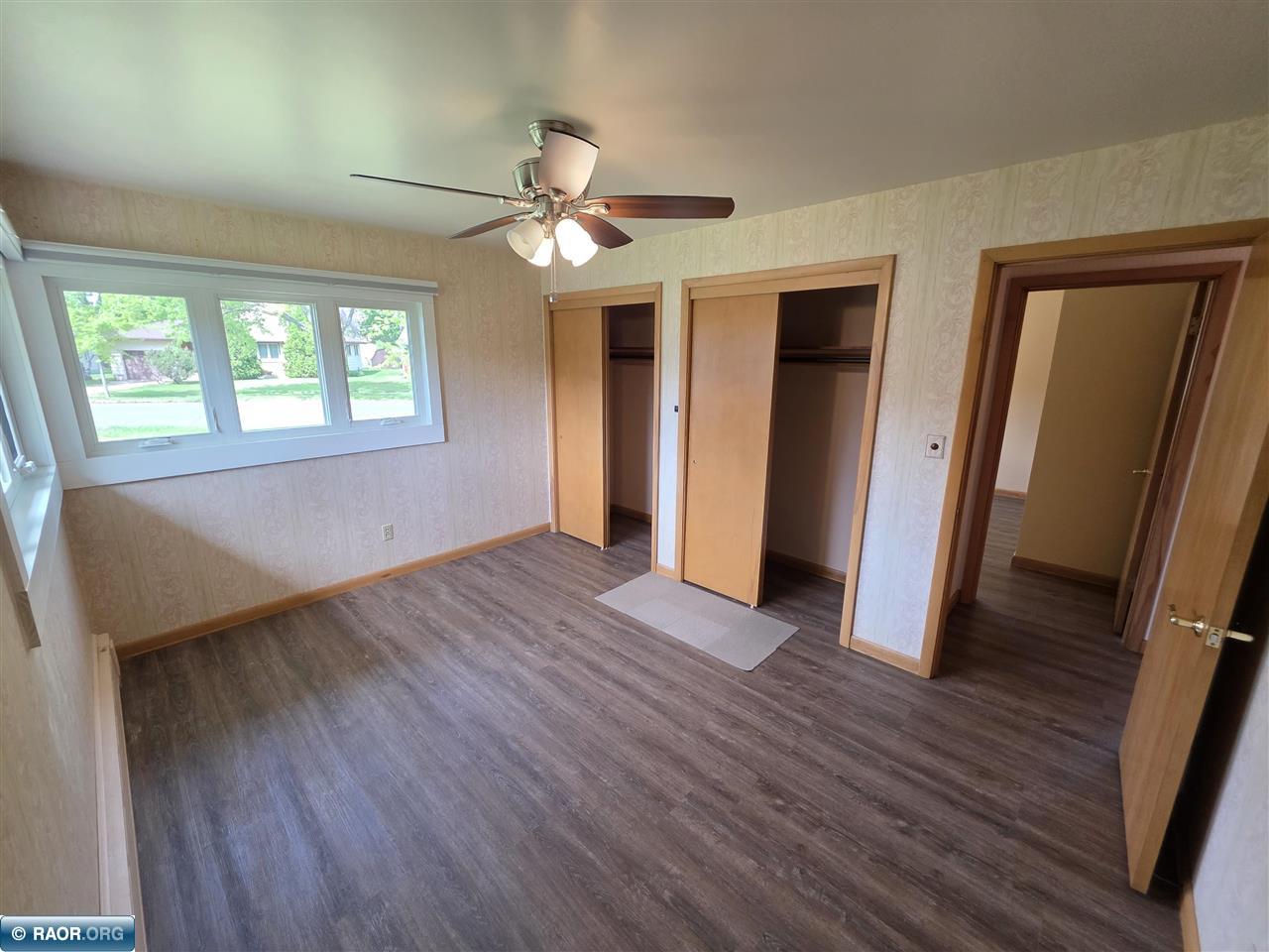 302 N Inner Dr, Hibbing, MN 55746 Listing Photo  18