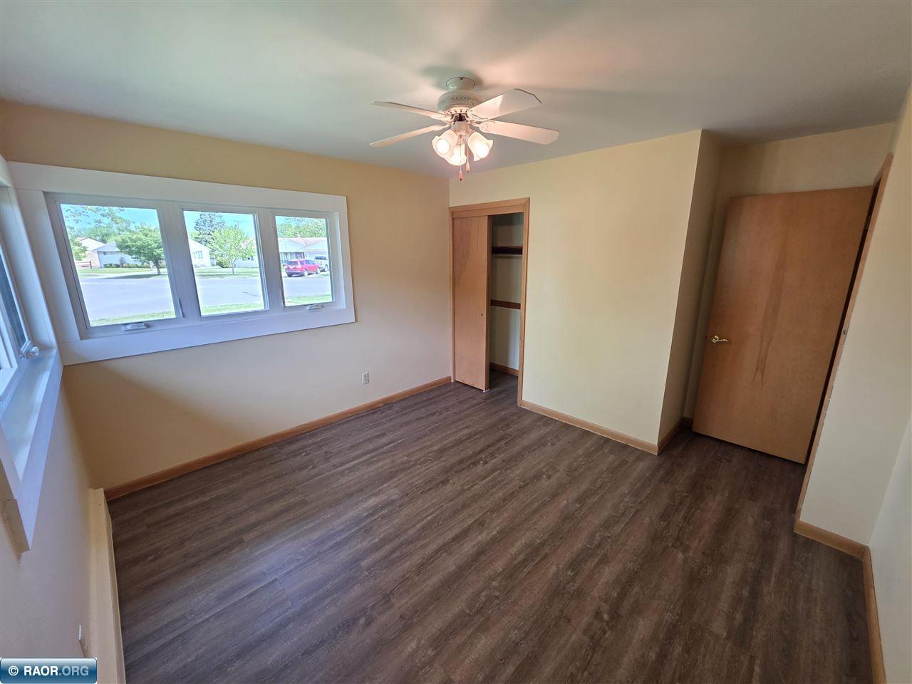 302 N Inner Dr, Hibbing, MN 55746 Listing Photo  21