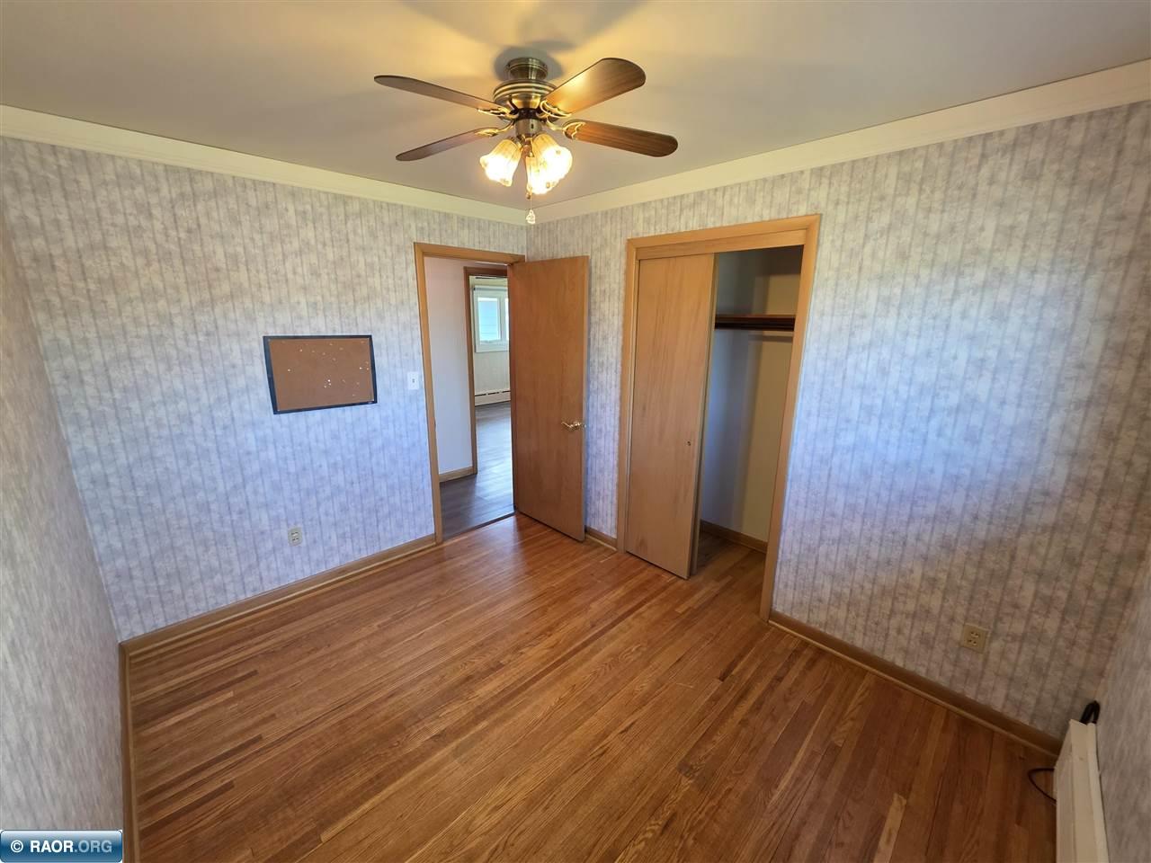 302 N Inner Dr, Hibbing, MN 55746 Listing Photo  24
