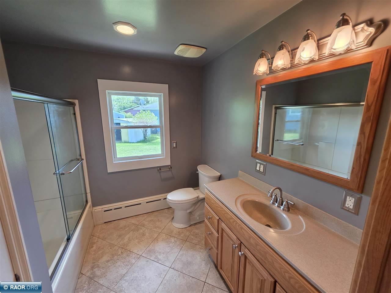 302 N Inner Dr, Hibbing, MN 55746 Listing Photo  25