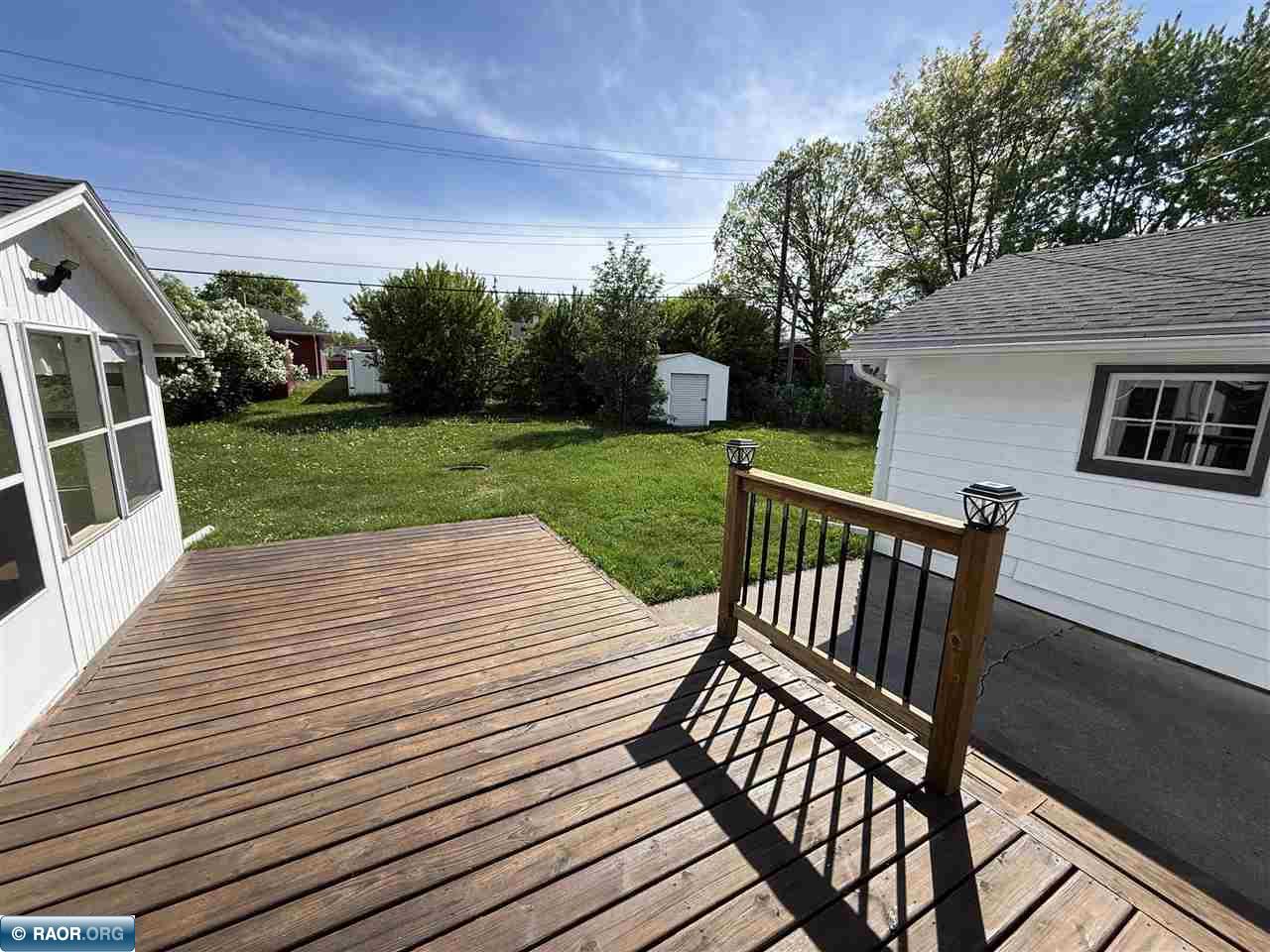 3313 Outer Dr, Hibbing, MN 55746 Listing Photo  11
