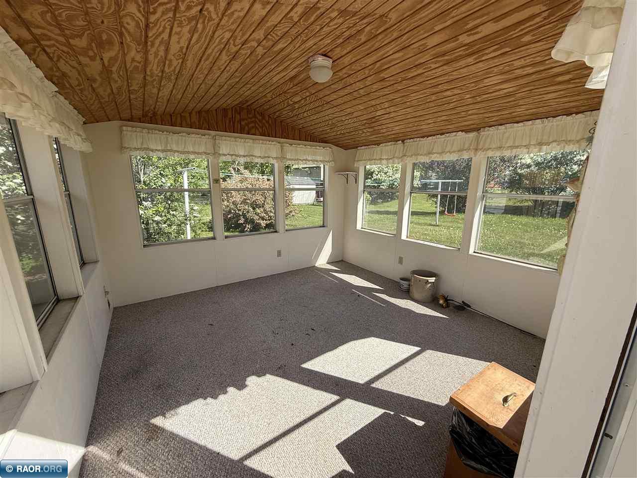 3313 Outer Dr, Hibbing, MN 55746 Listing Photo  13