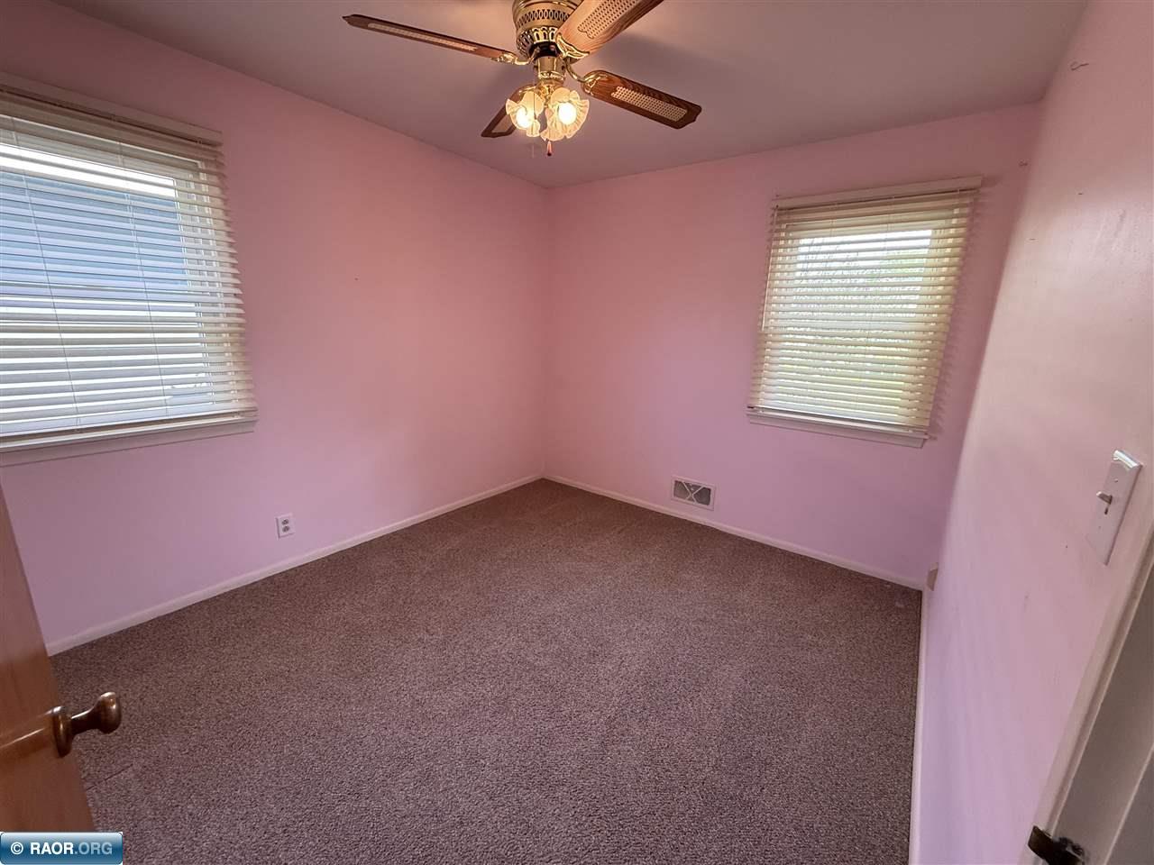 3313 Outer Dr, Hibbing, MN 55746 Listing Photo  34