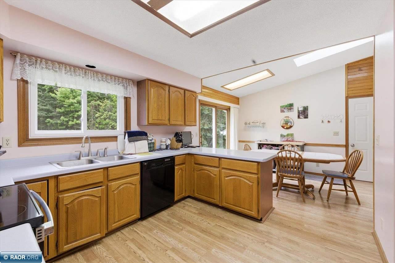 1730 E 37th St, Hibbing, MN 55746 Listing Photo  15