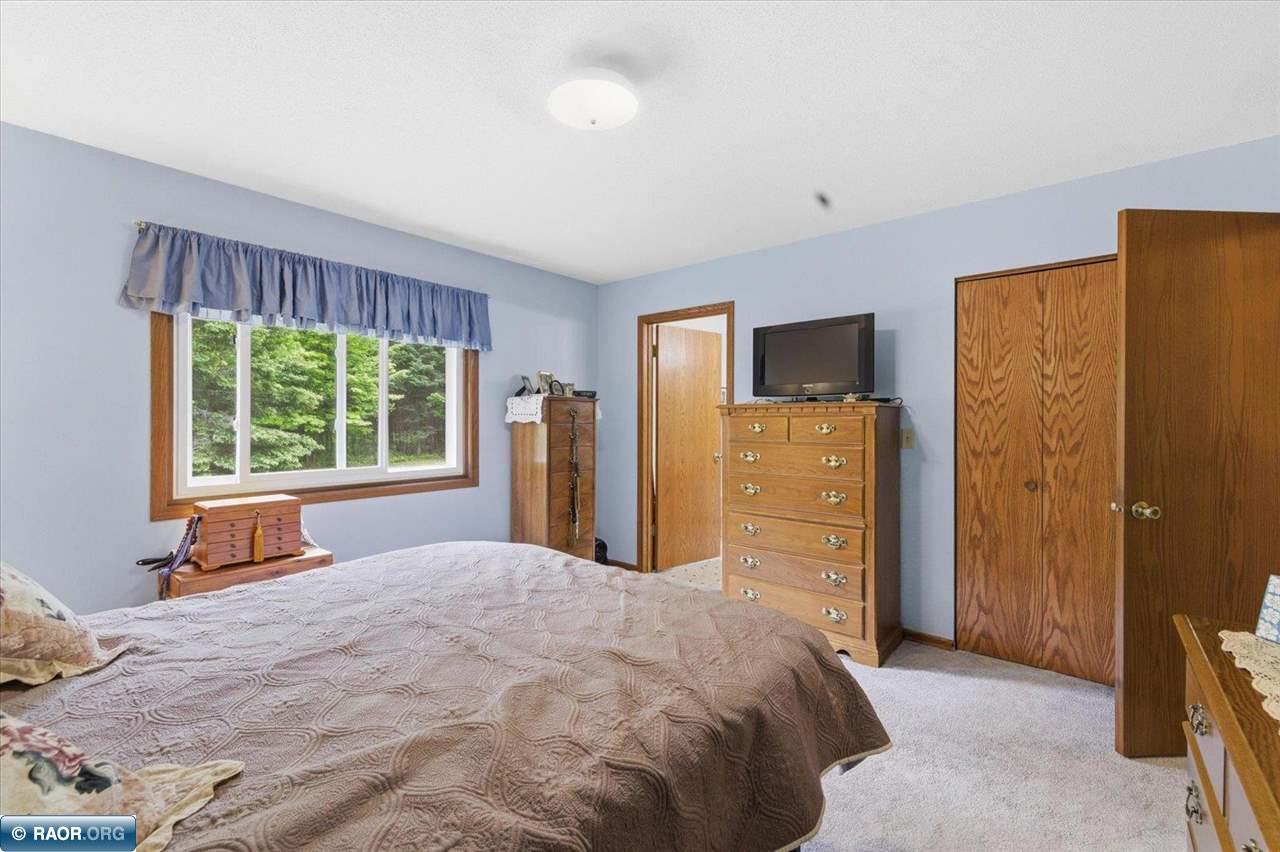 1730 E 37th St, Hibbing, MN 55746 Listing Photo  21