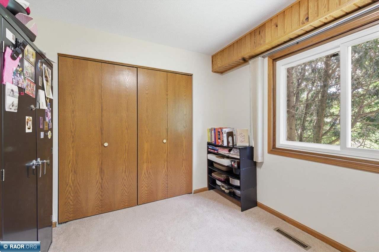 1730 E 37th St, Hibbing, MN 55746 Listing Photo  29