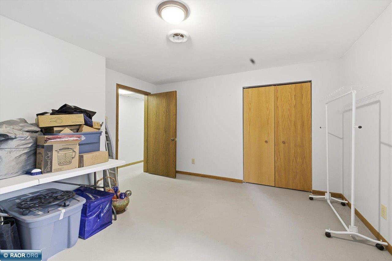 1730 E 37th St, Hibbing, MN 55746 Listing Photo  37