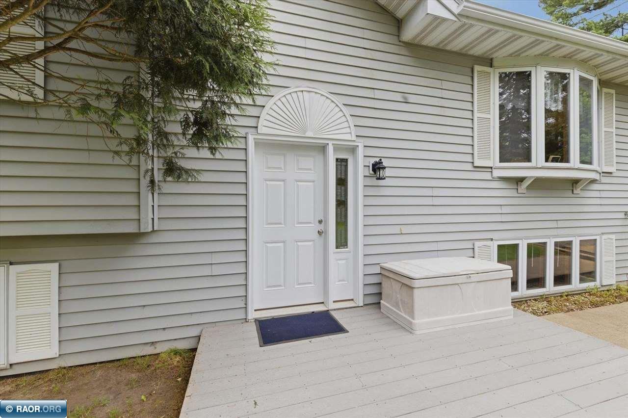1730 E 37th St, Hibbing, MN 55746 Listing Photo  5