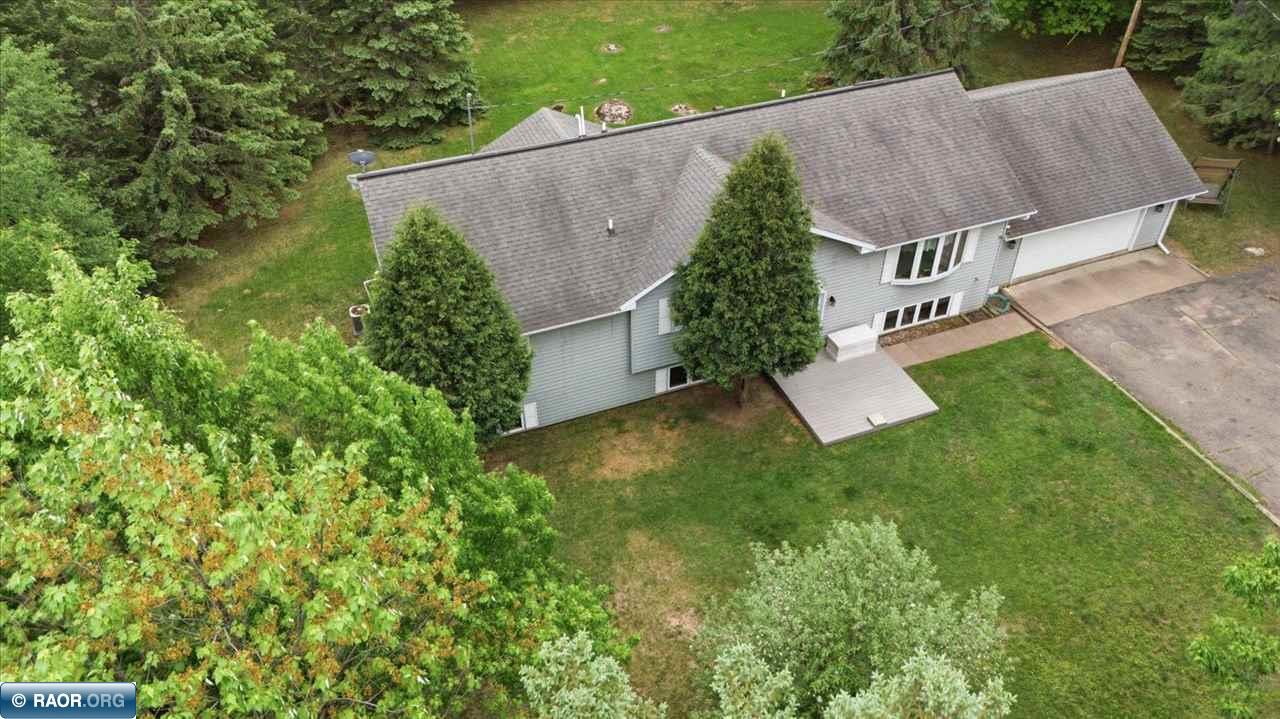 1730 E 37th St, Hibbing, MN 55746 Listing Photo  43
