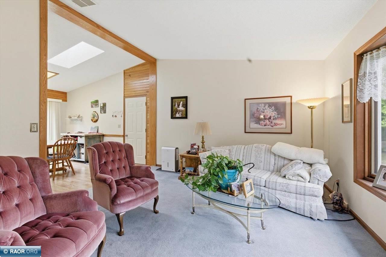 1730 E 37th St, Hibbing, MN 55746 Listing Photo  8