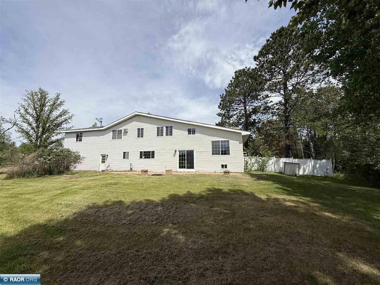 9764 Zim Rd, Zim, MN 55746 Listing Photo  3