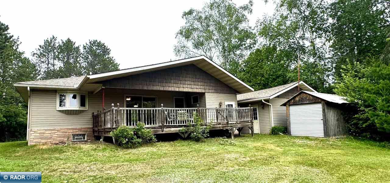 8128 Long Lake Rd