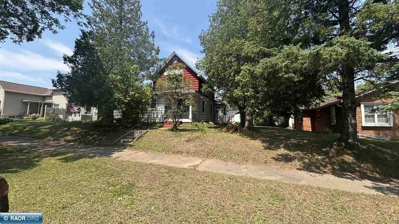 707 N 15th St.
