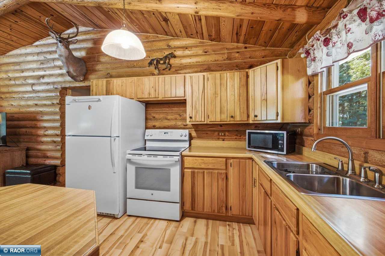 6256 Heritage Trail