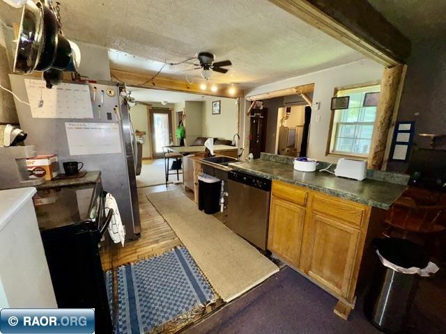 8511 Reid Rd.