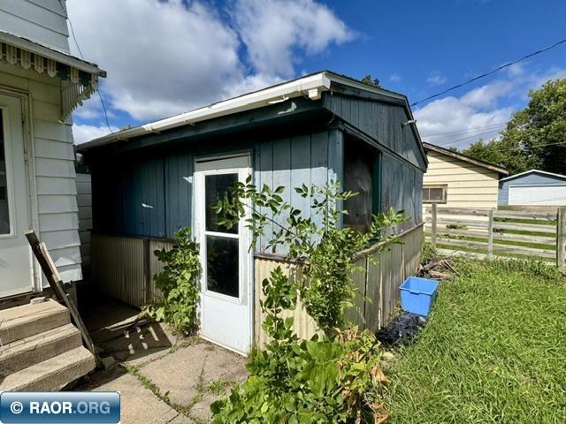 5722 Mountain Dr.