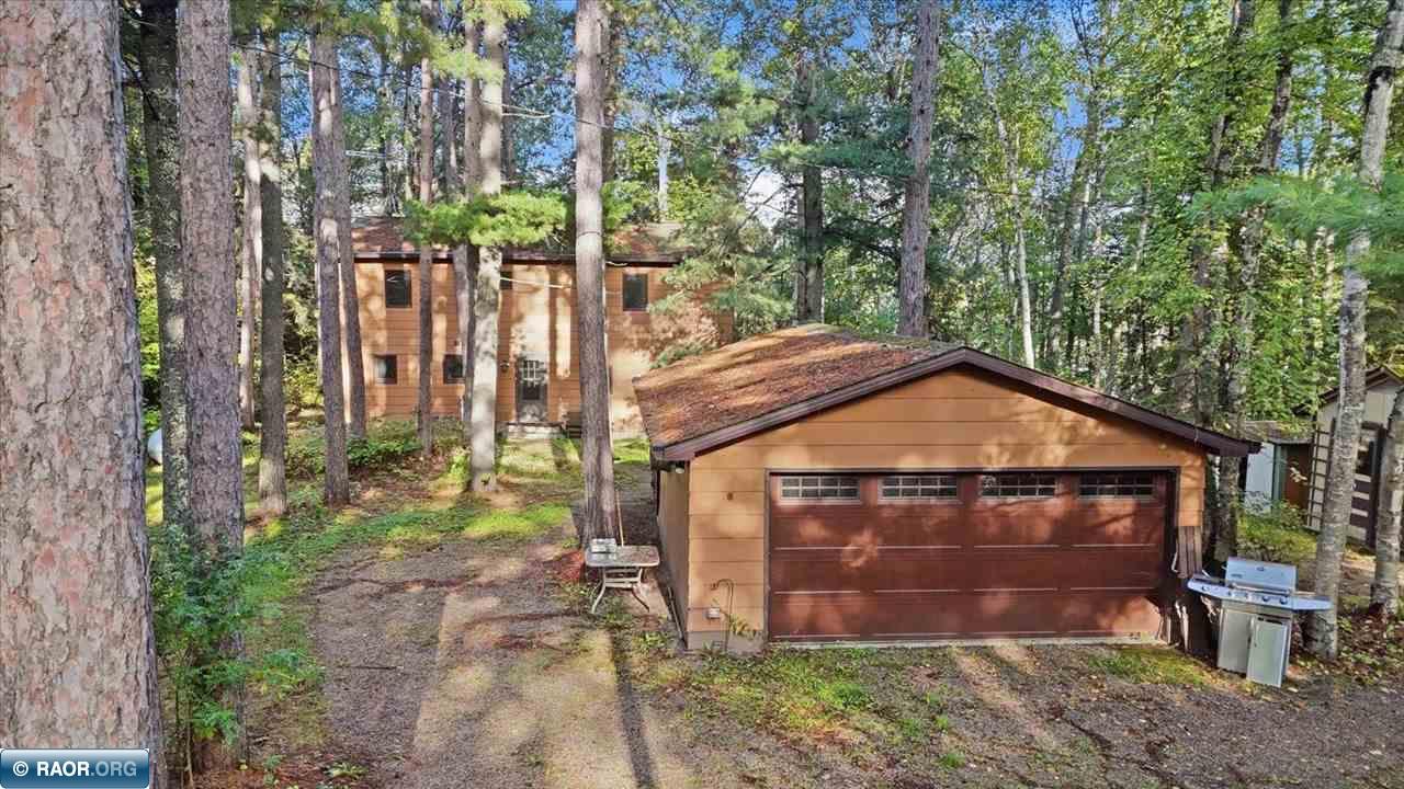 4015 Long Lake Shores Rd