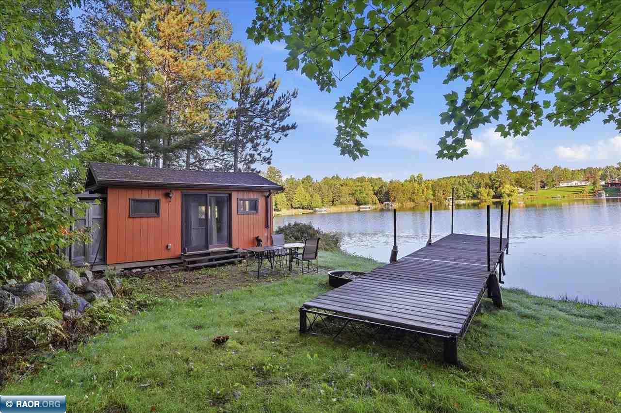 4015 Long Lake Shores Rd