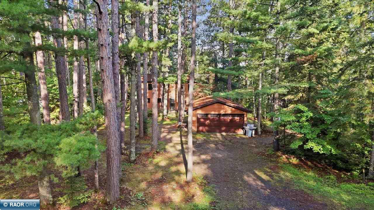4015 Long Lake Shores Rd