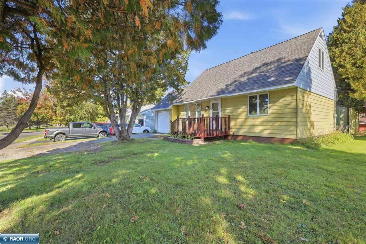 205 Hampshire Dr