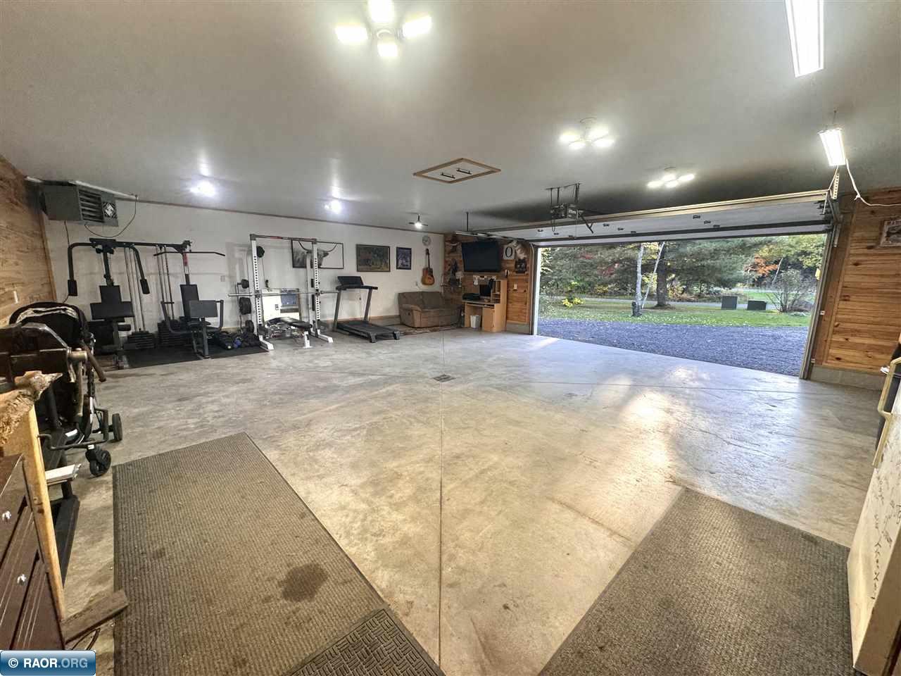 7114 Ely Lake Dr