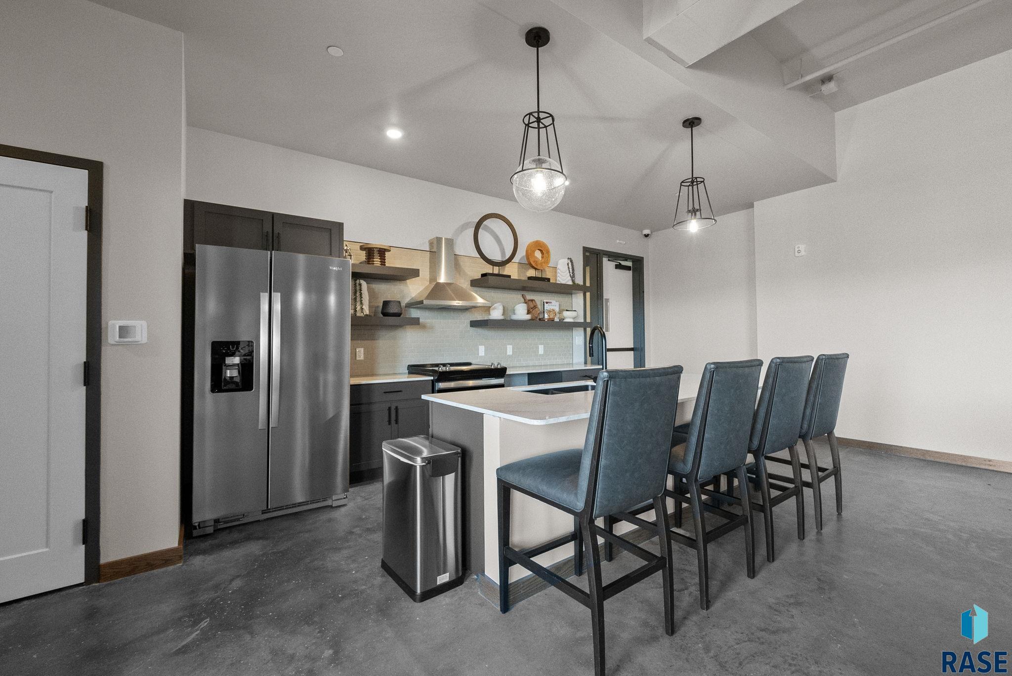 151 4th Pl, Sioux Falls