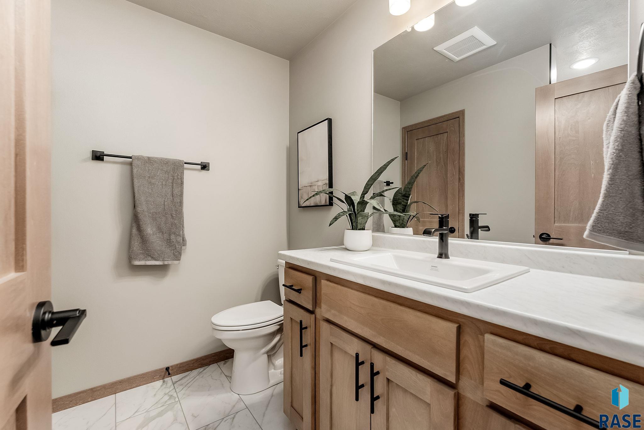 628 YANKEE Ave, Sioux Falls