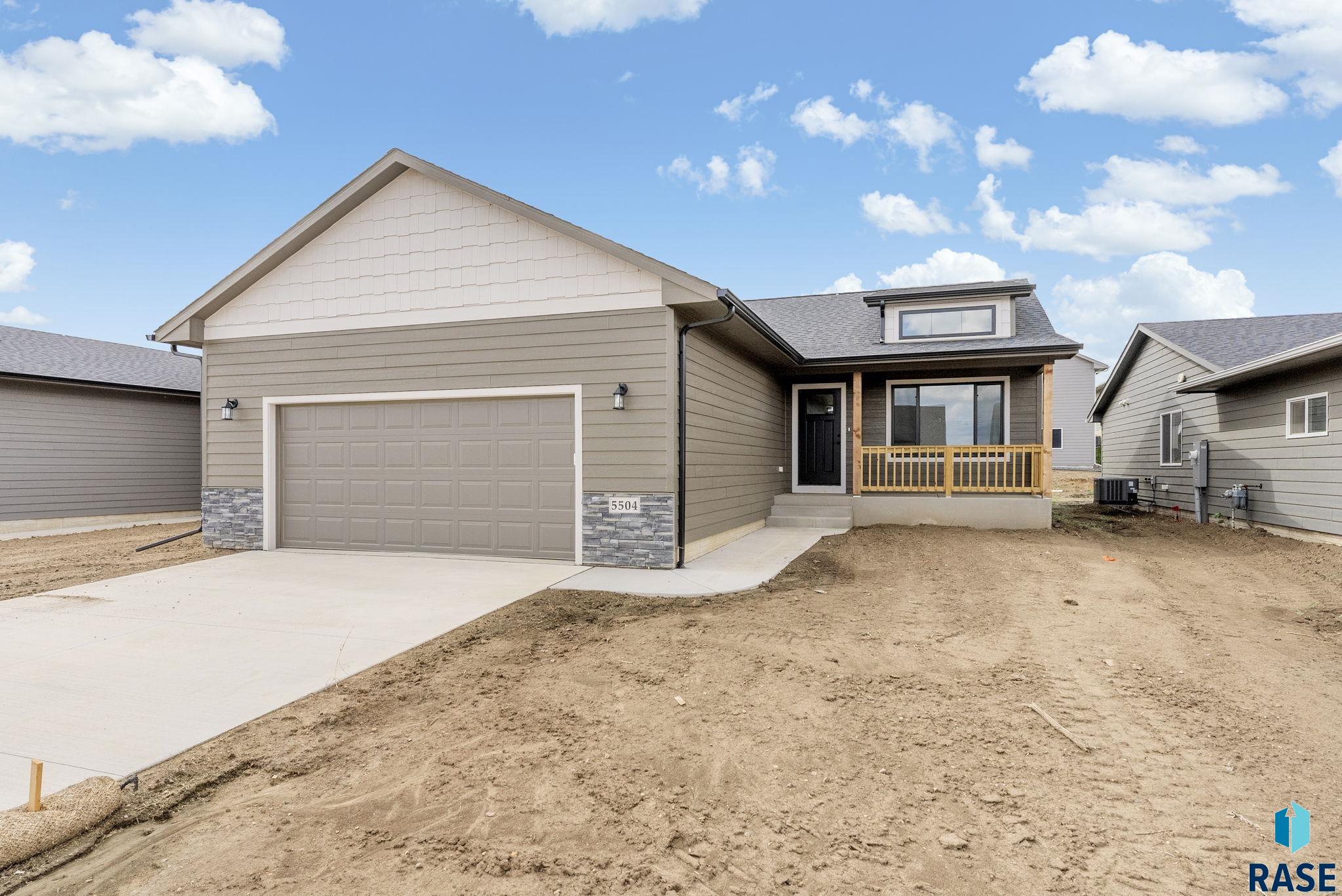 5504 E Brennan Dr, Sioux Falls