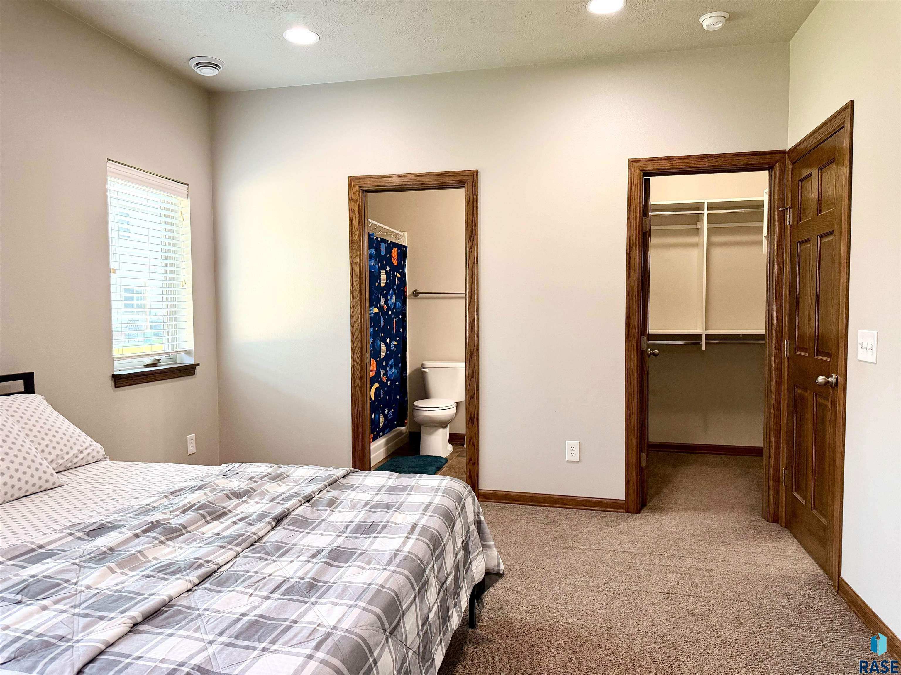 3507 Chatham St, Sioux Falls