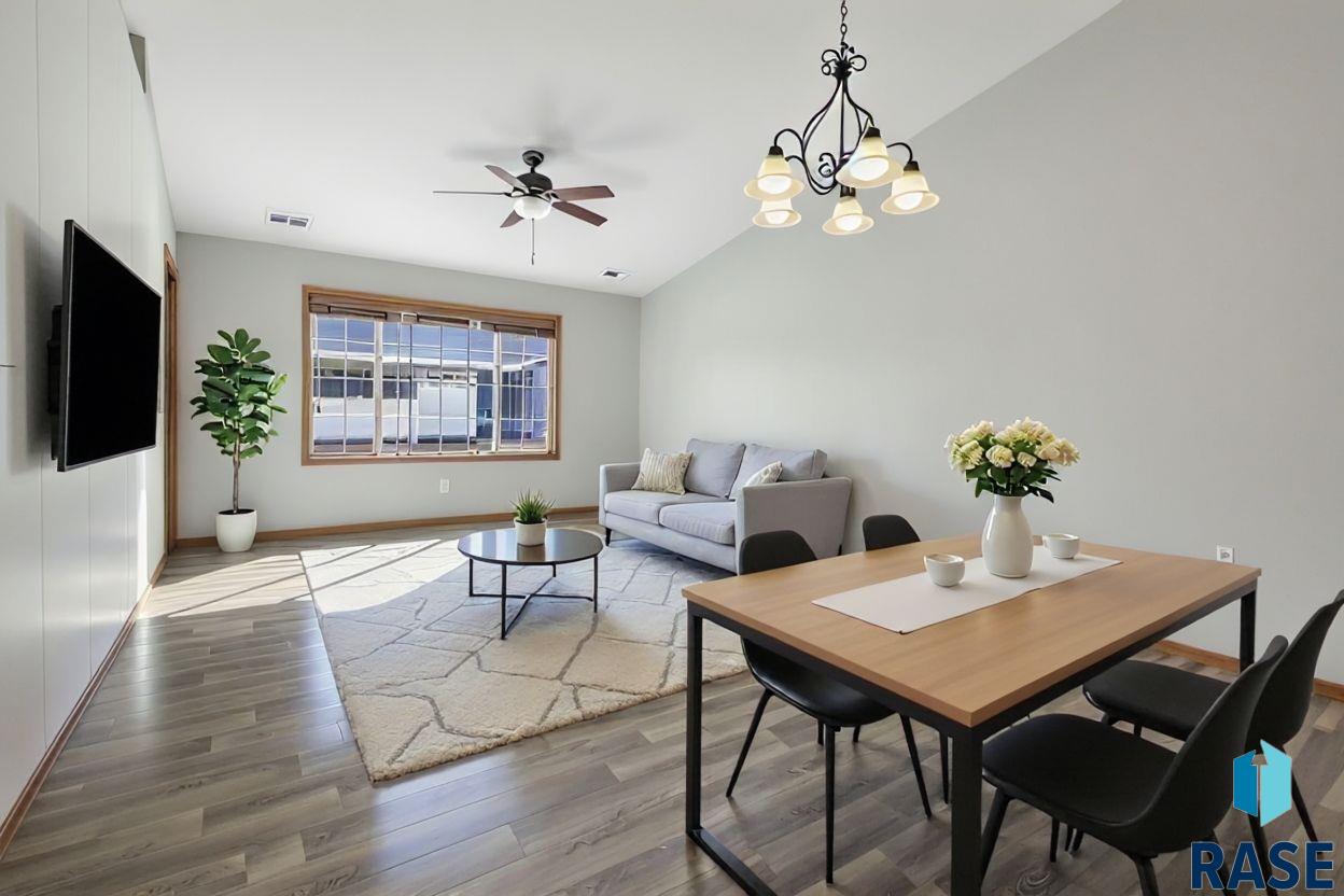 1010 Crape Pl, Sioux Falls