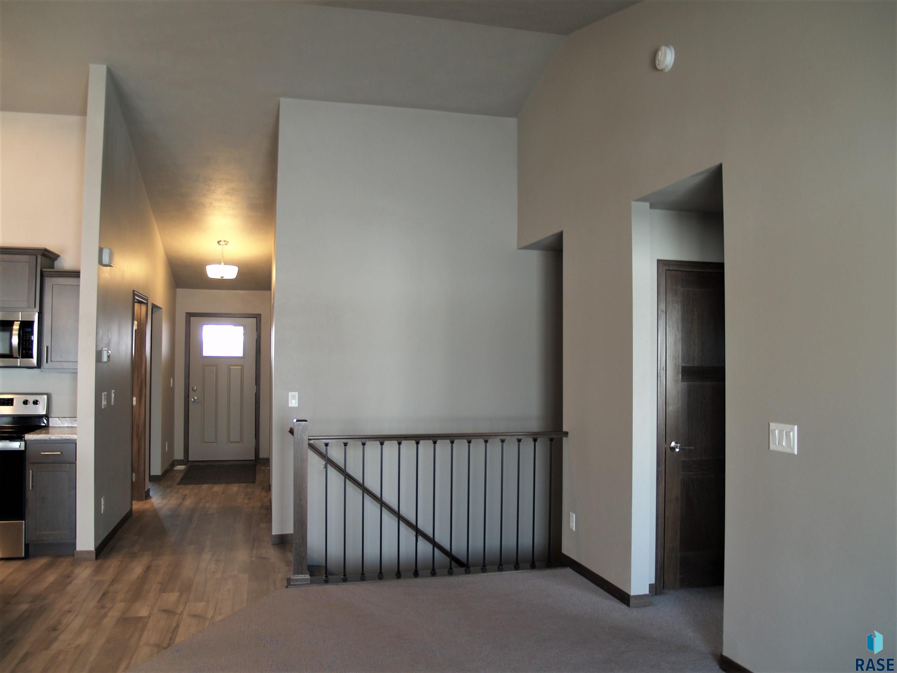 308 Countryside Ave, Lennox