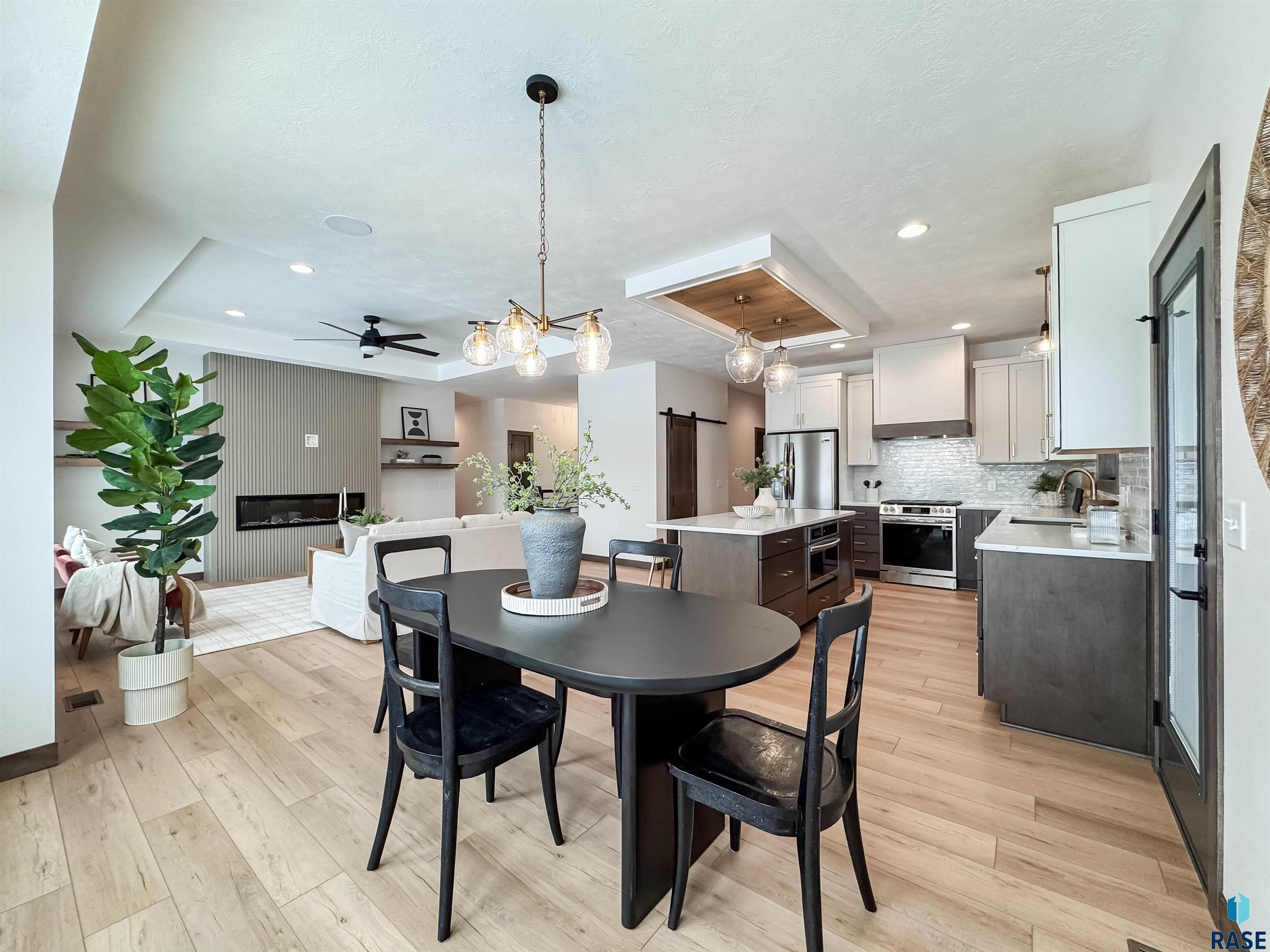 8320 E Sheridan Cir Circle