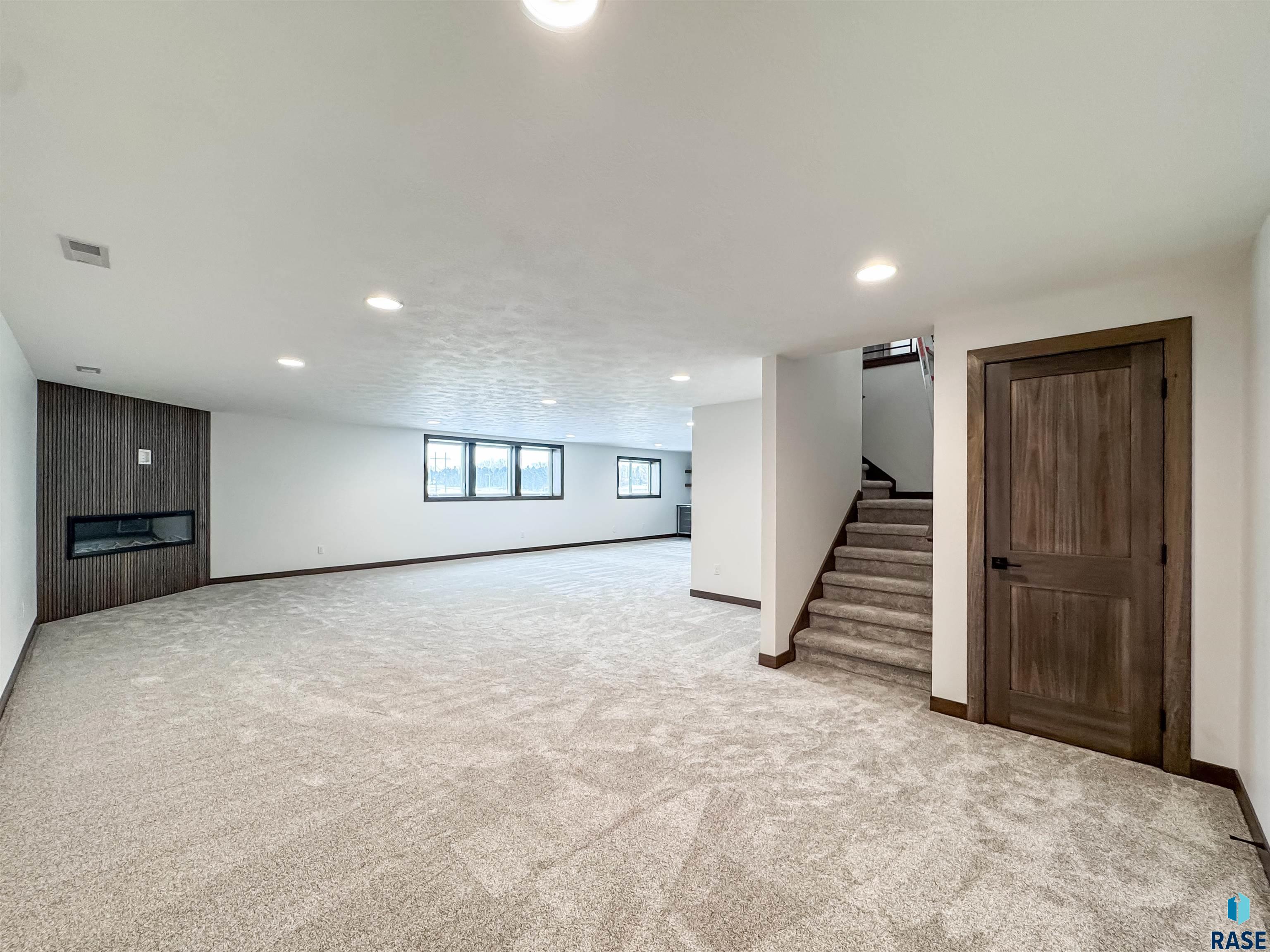 8320 E Sheridan Cir Circle