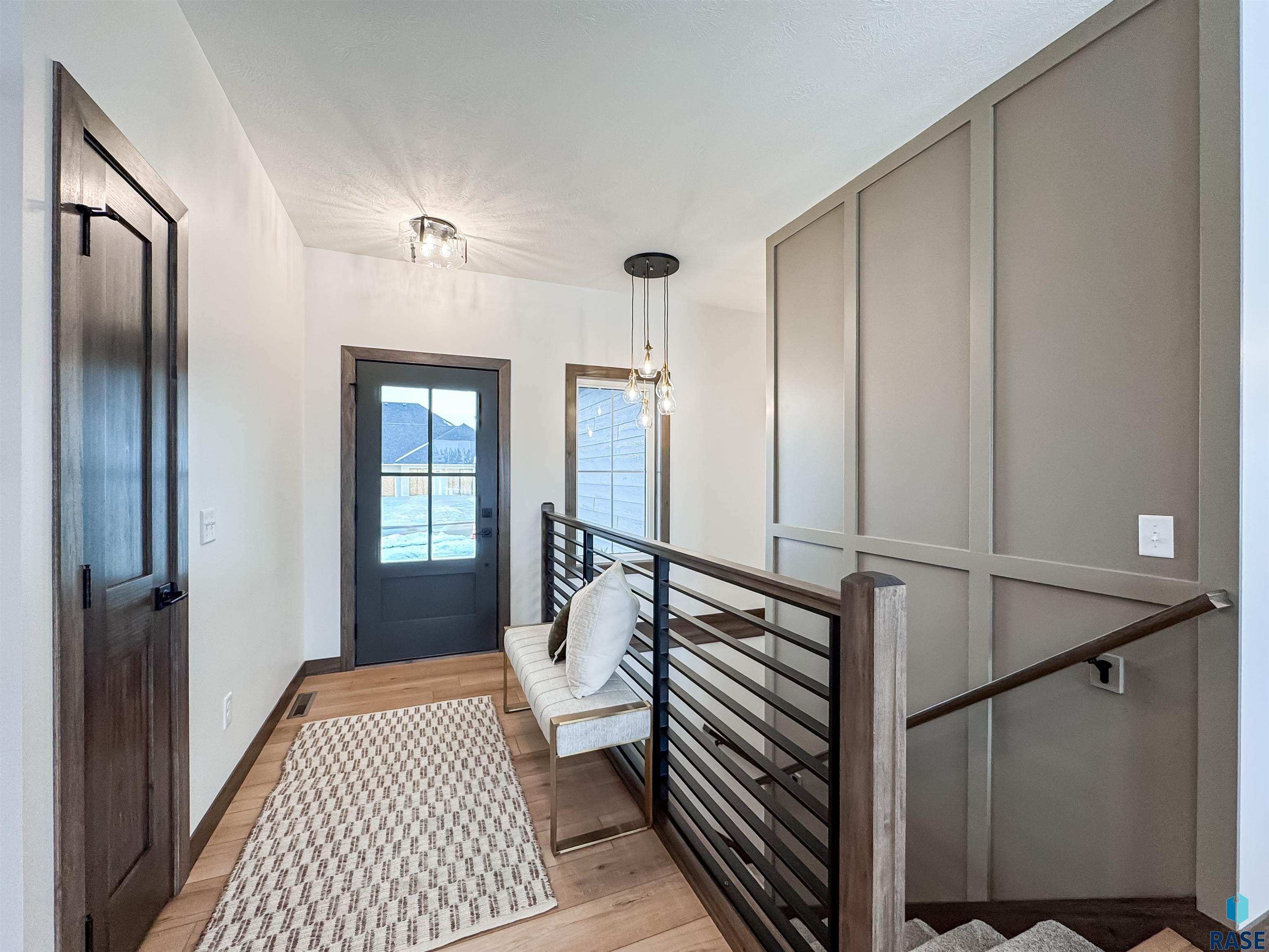 8320 E Sheridan Cir Circle