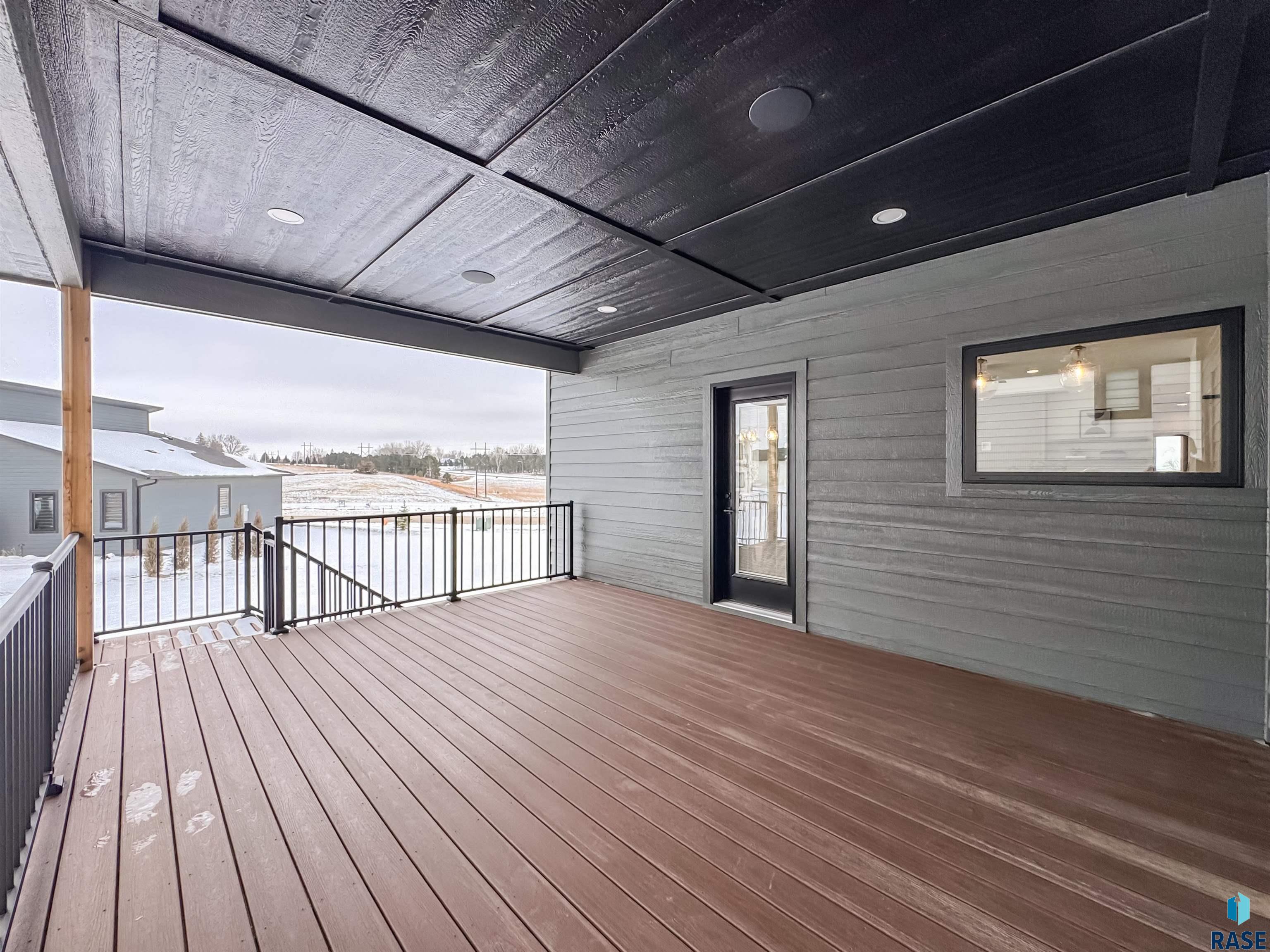 8320 E Sheridan Cir Circle